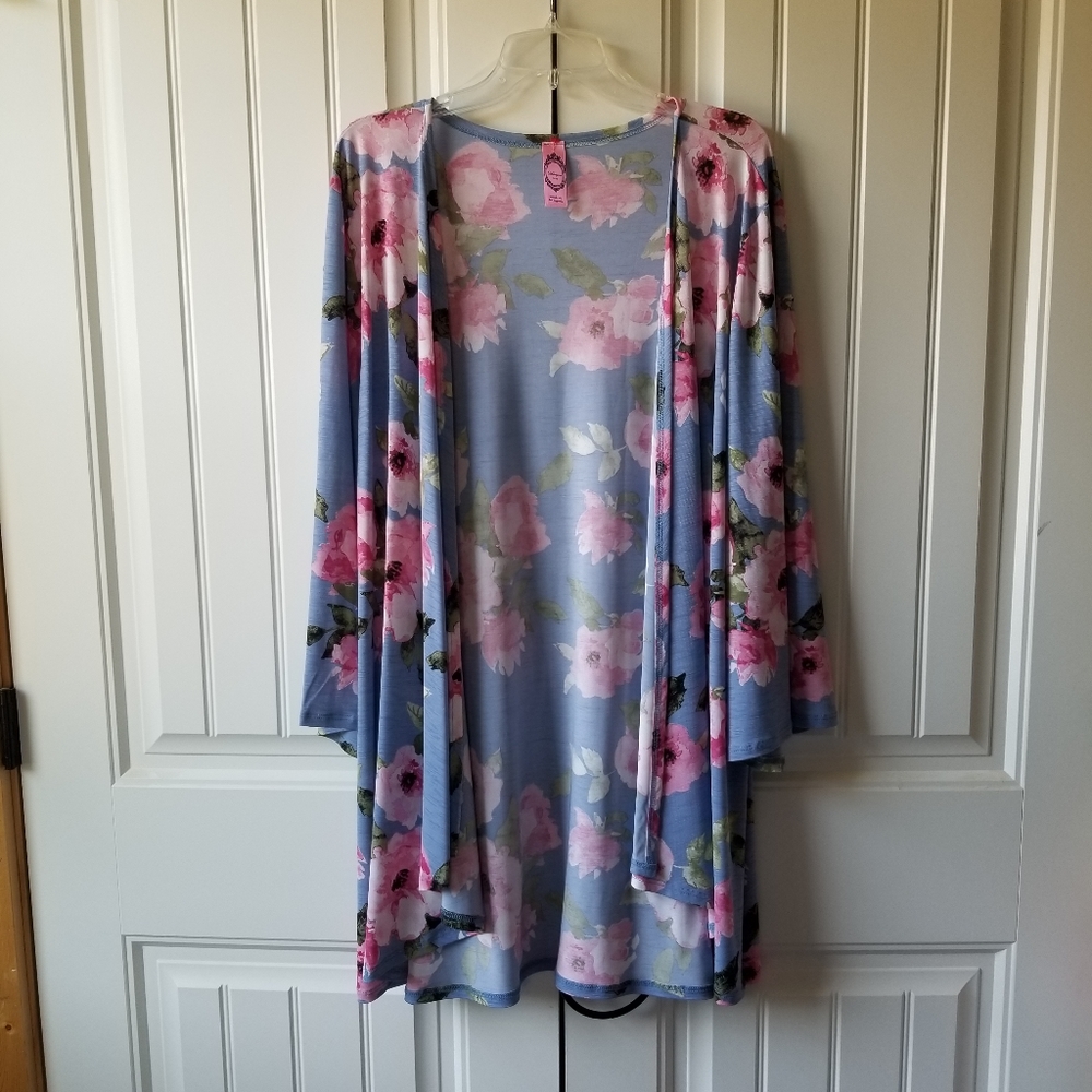 Cute floral cardi